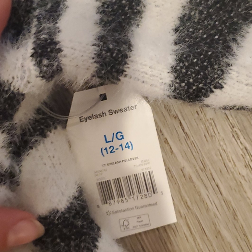 Zebra Lightweight Sweater - Picture 3 of 3